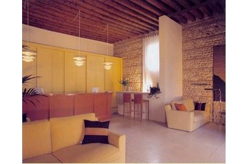 Itaalia Hotel Bassano del Grappa, Eksterjöör